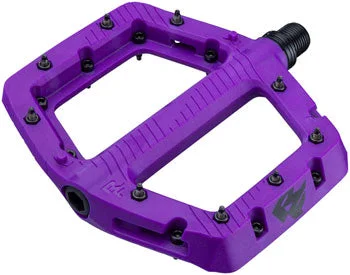 Cycling calf sleeves-RaceFace Chester Pedals - Platform, Composite, 9/16", Large, Purple